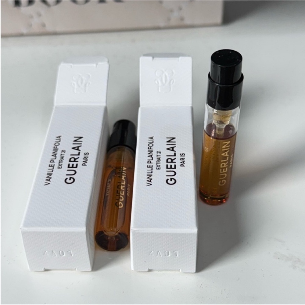 Set of 2 Guerlain Vanille Planifolia samples